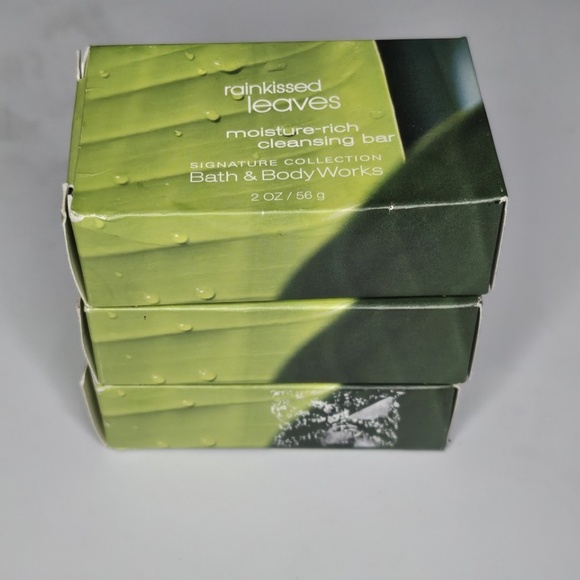 New Set of 3 Retired Bath & Body Works Rainkissed Leaves Cleansing Bar Soap 2oz - Picture 9 of 16
